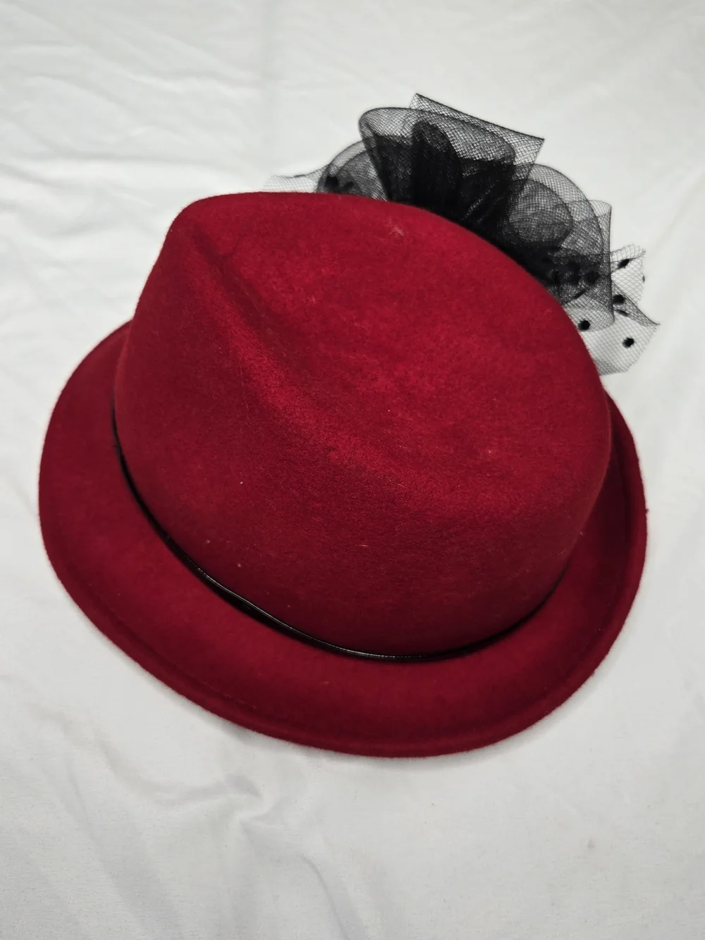 Scala Collezione Red 100% Wool Felt Hat Black Mesh Flower Fascinator One Size